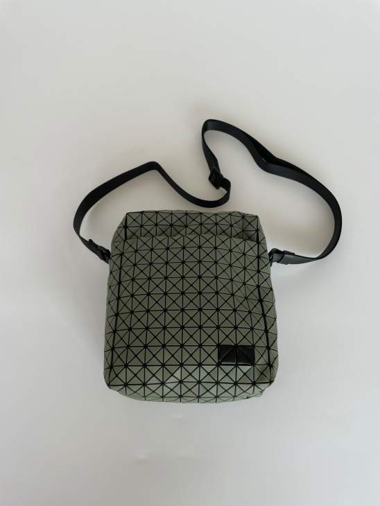 Picture of Issey Miyake Handbags _SKUfw129056755fw